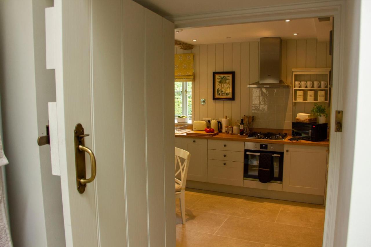 The Potting Shed, 5* Luxury Escape Cirencester Zewnętrze zdjęcie